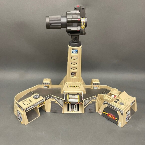1995 Lewis Galoob Micro Machines Military Zones Light Tower Toy Replacement Part - Picture 1 of 16